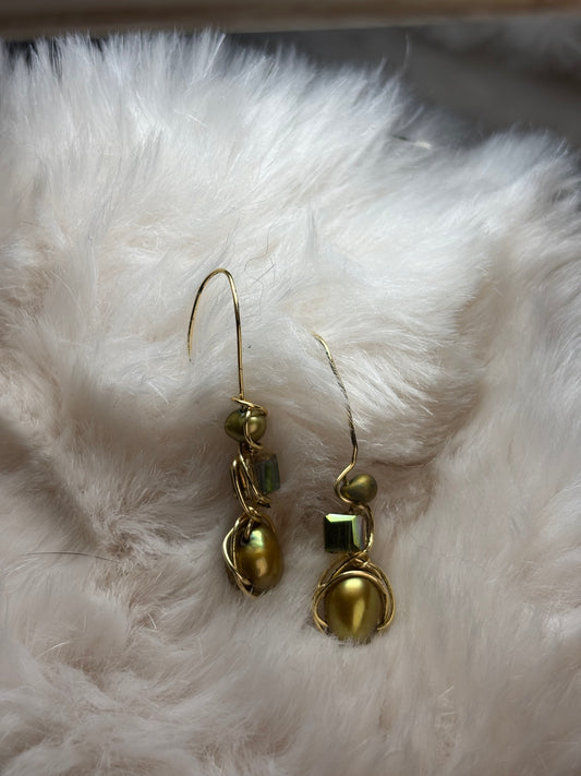 Pearls of the Sea: earring/pendant set 