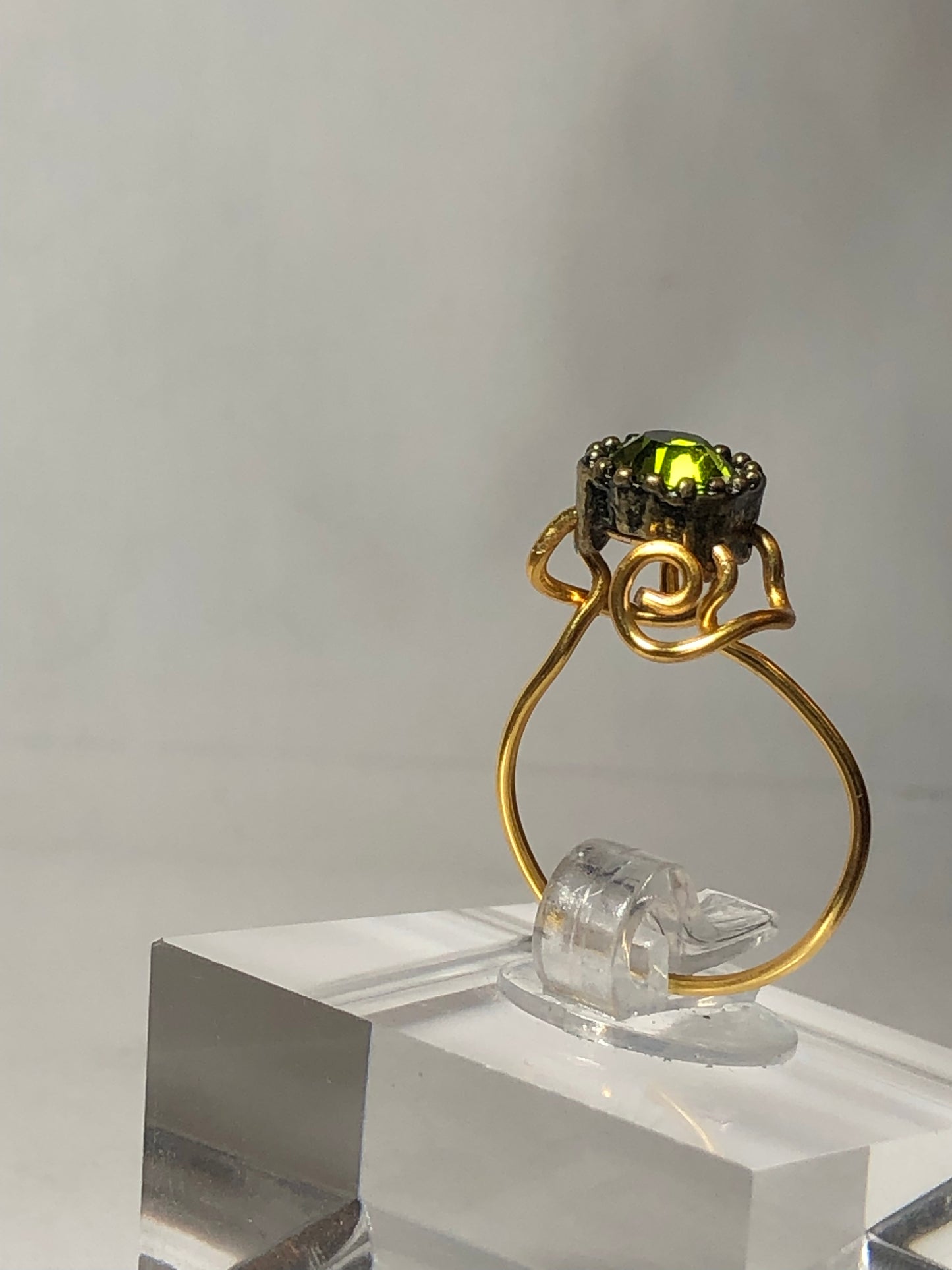 Peridot rhinestone ring