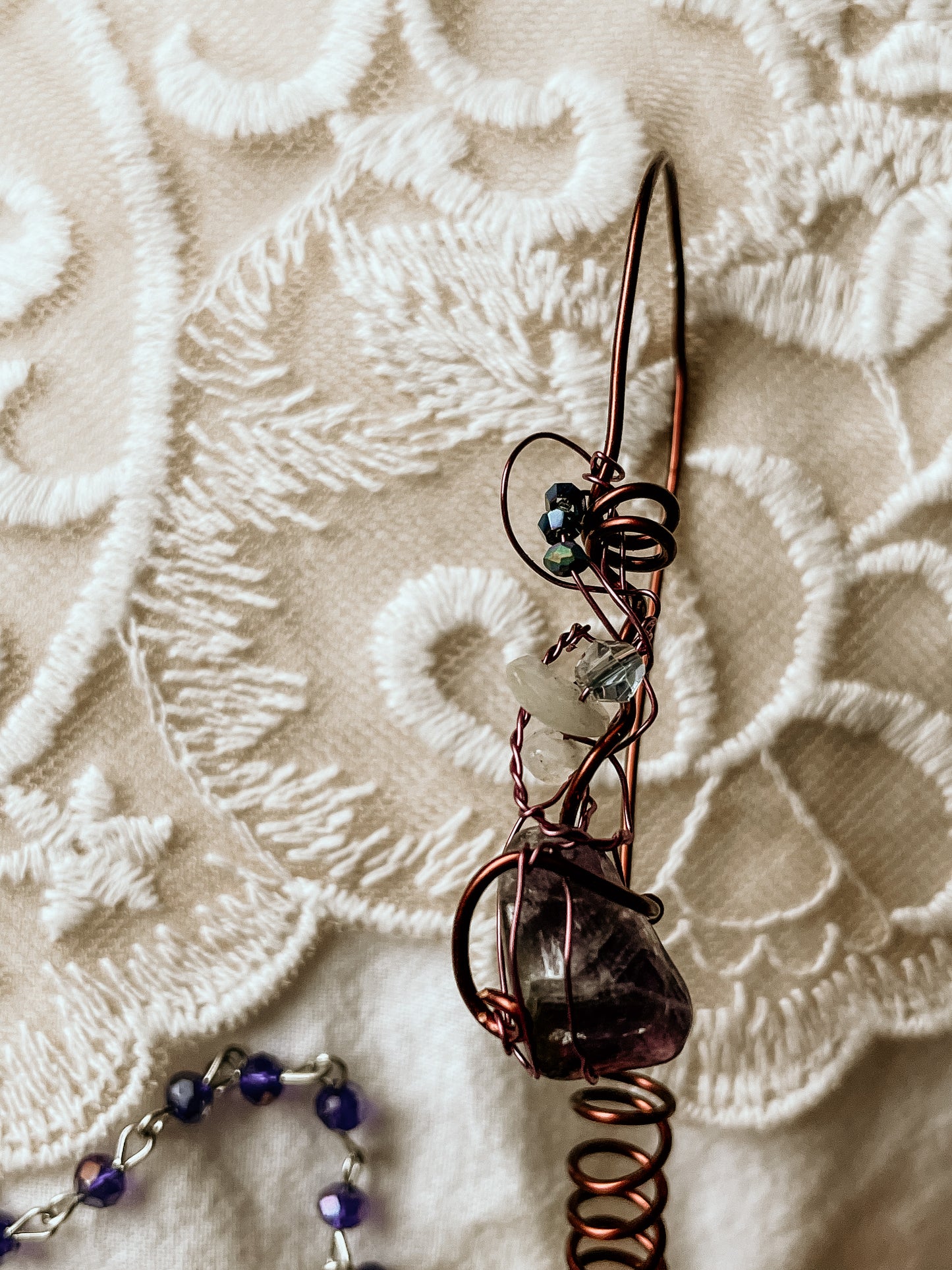 Amethyst Earcuff