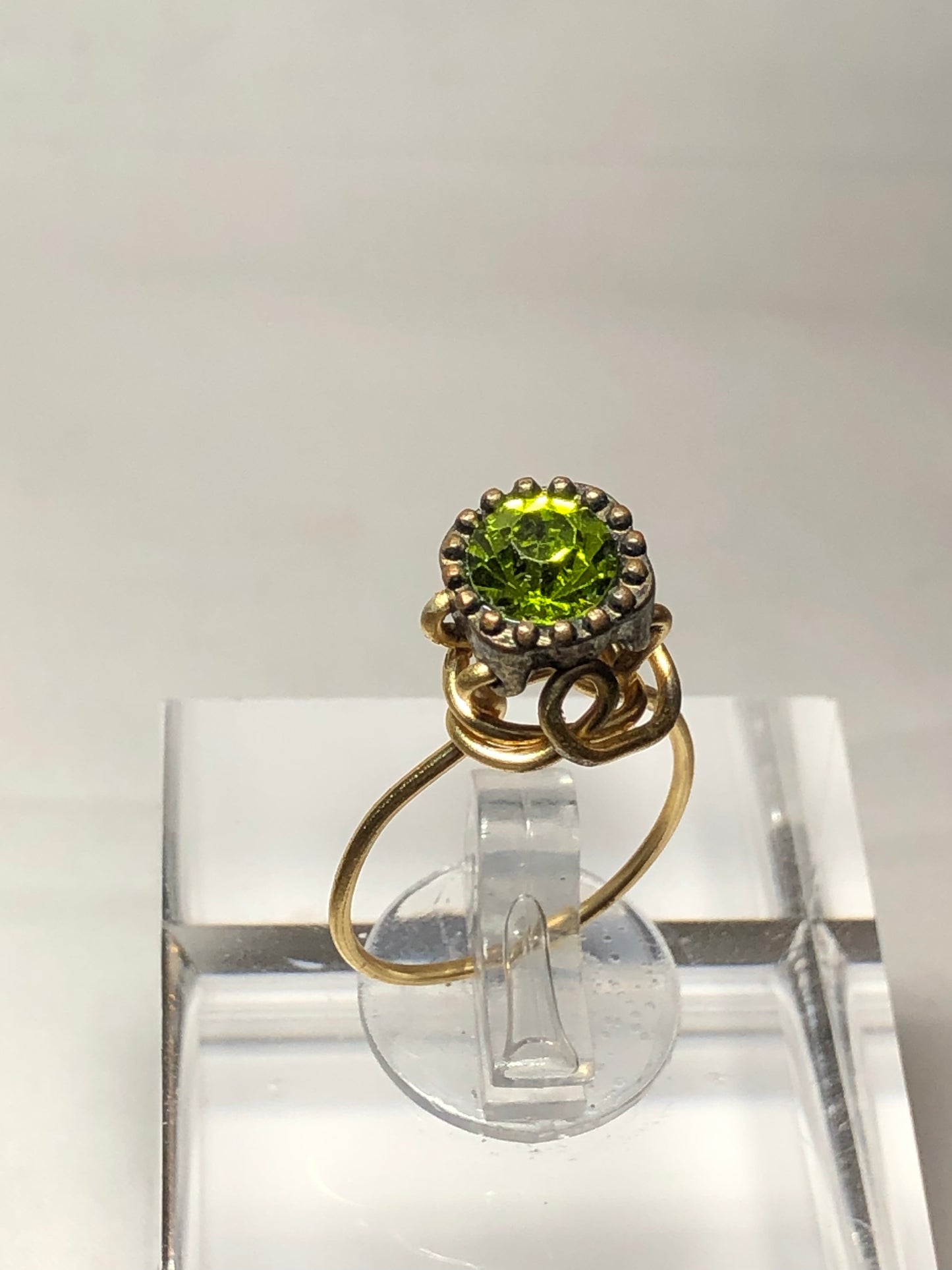 Peridot rhinestone ring