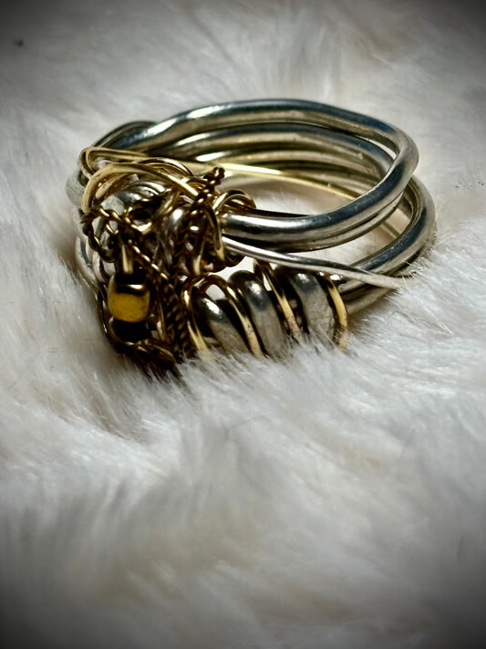 Silver ring: the golden privateer￼