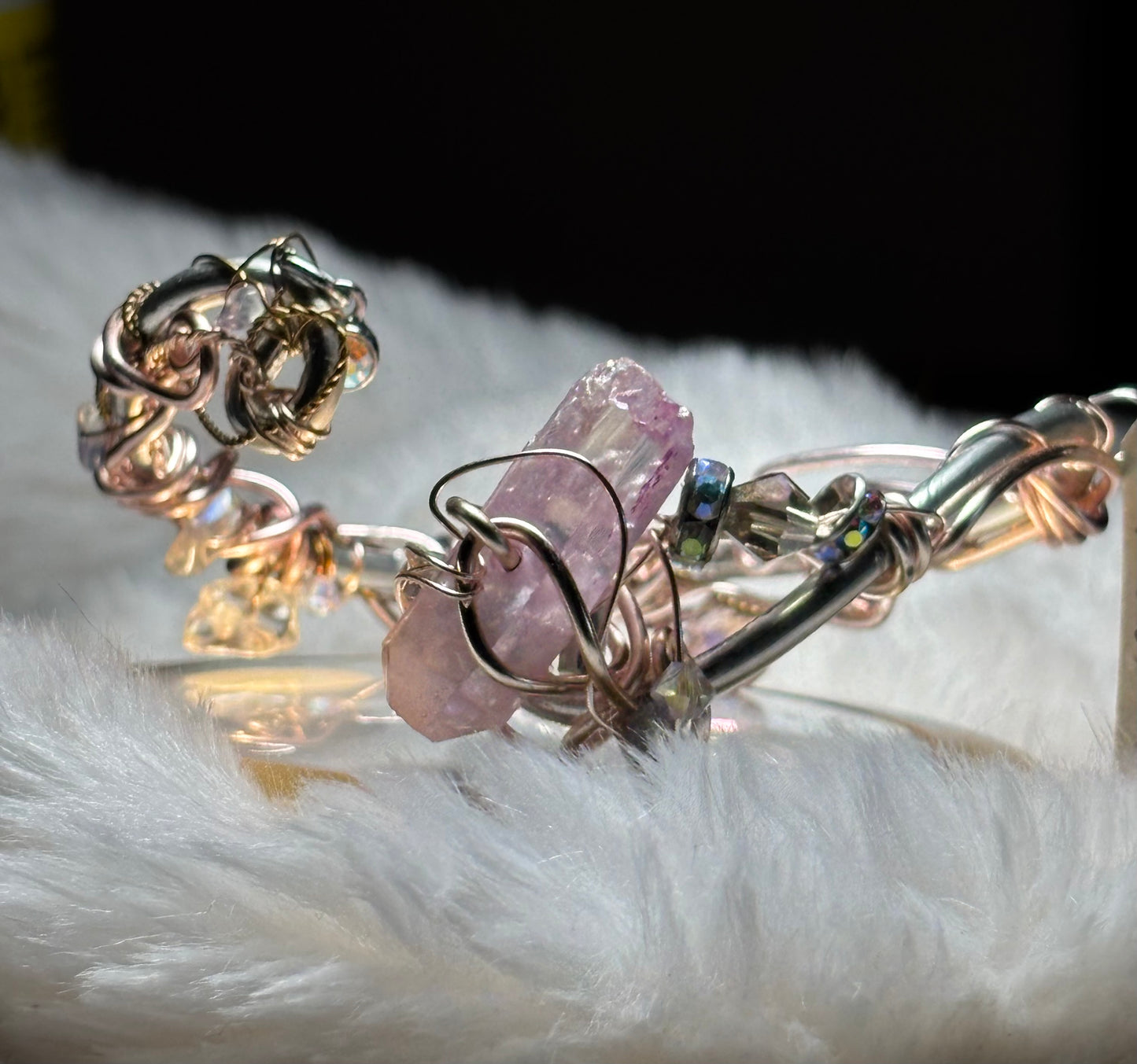Pink crystal bracelet: heal my heart ￼