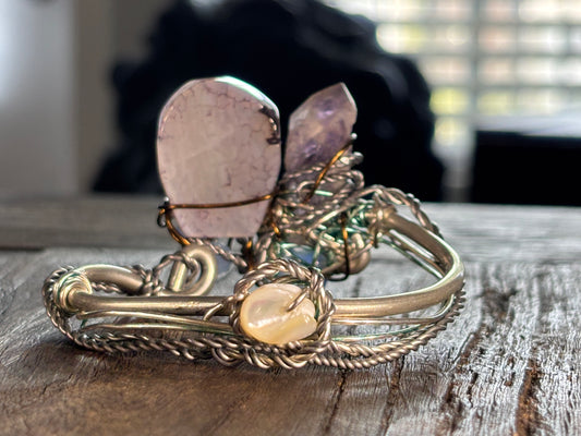 Dragon Vein Agate, Amethyst, Moonstone Bracelet:    DRAGON RIDER