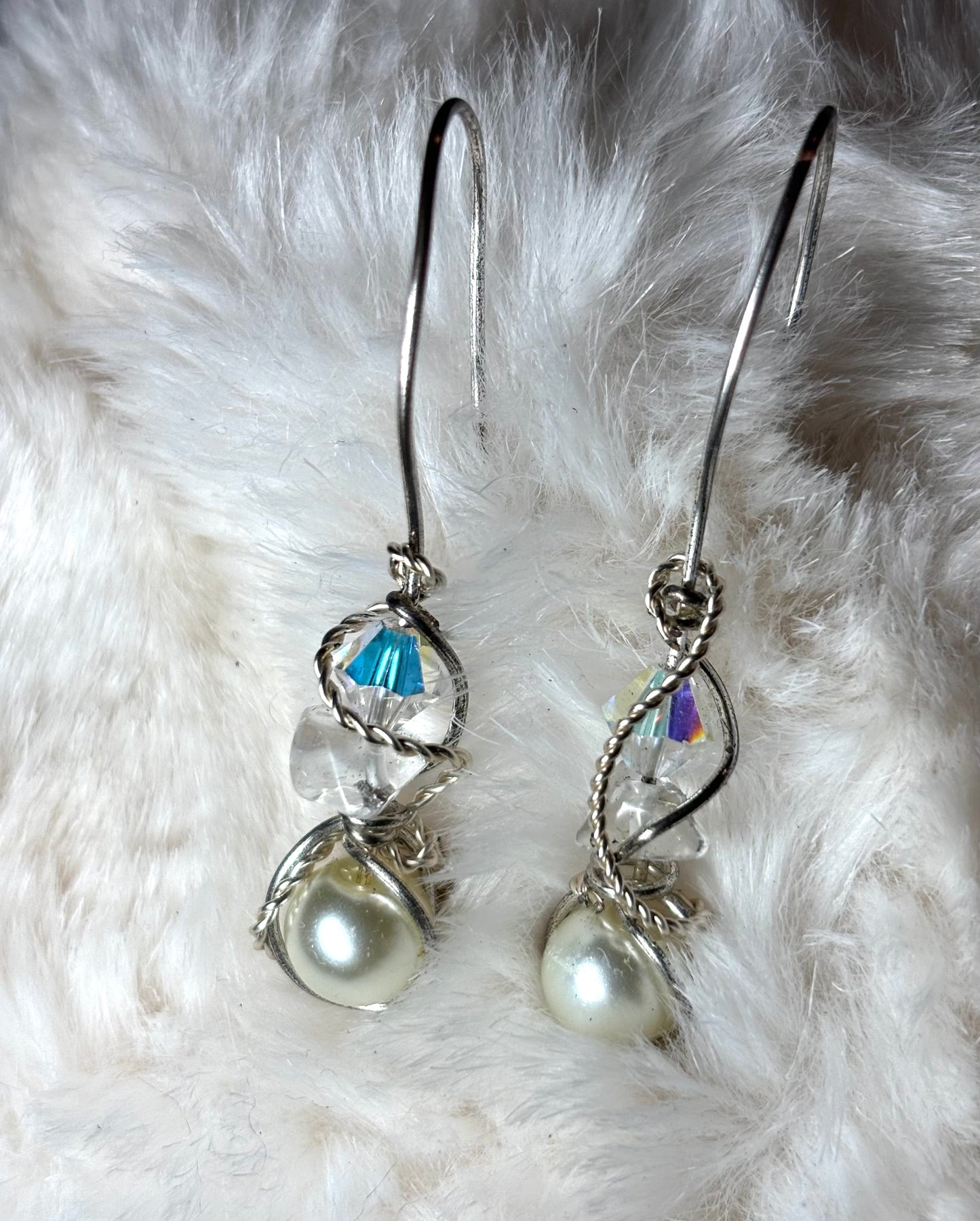 Moon Secrets:    Pearl Earrings
