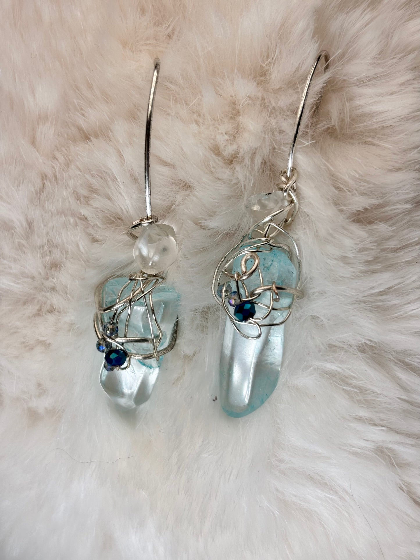 Frozen waters of the first age pendant (set available)