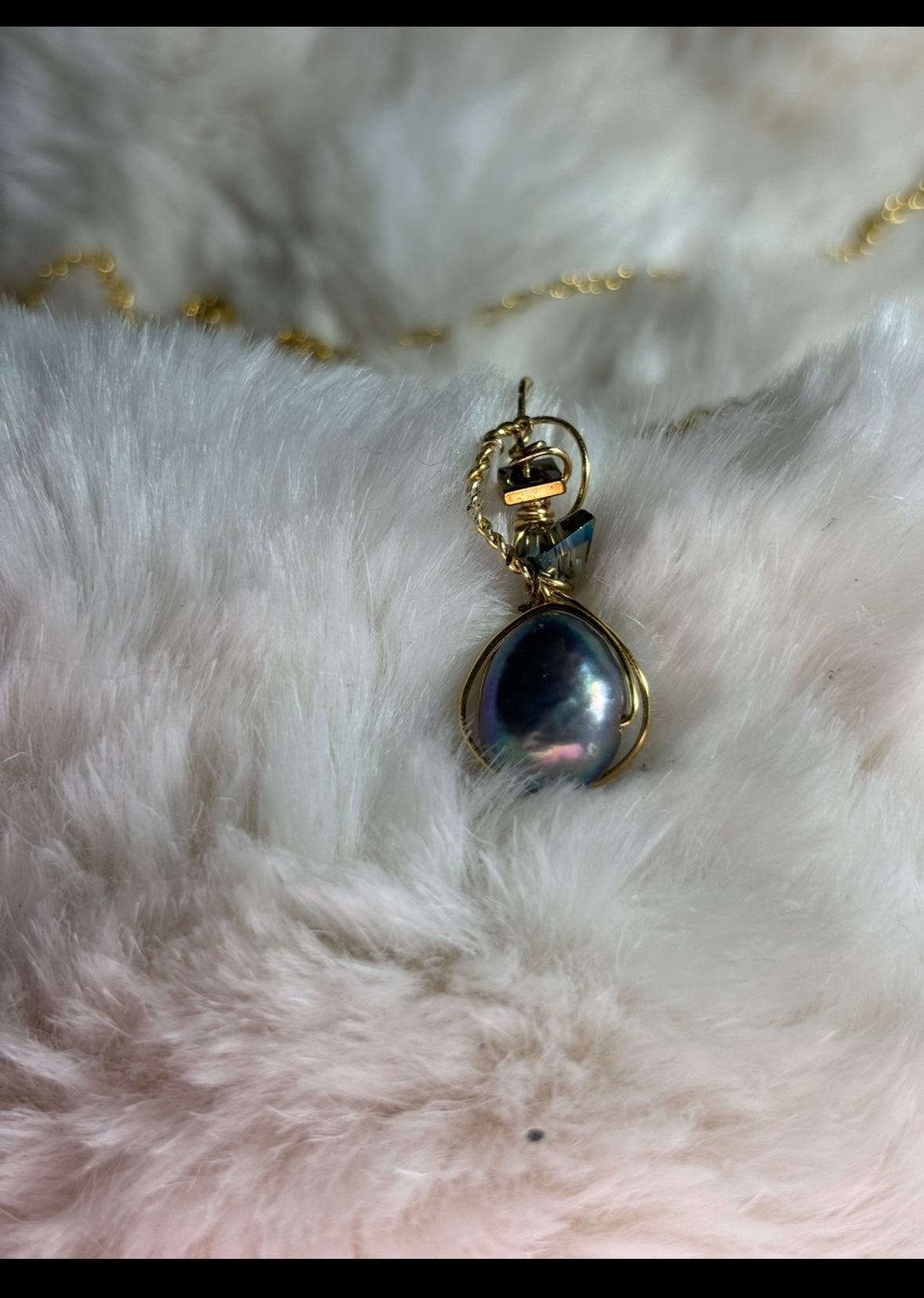Pearls of the Deep pendant (set available)