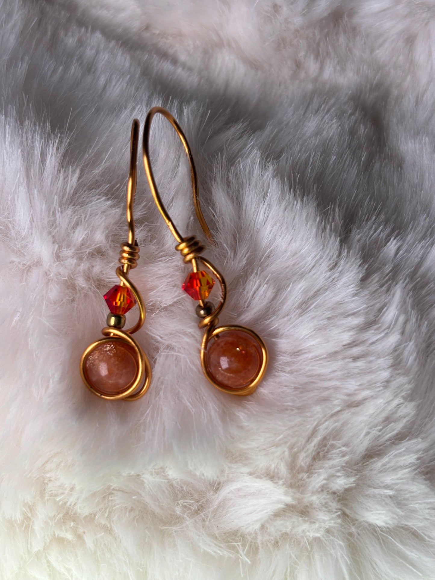 Ember Rise: Sunstone Earring/Pendant Set ￼