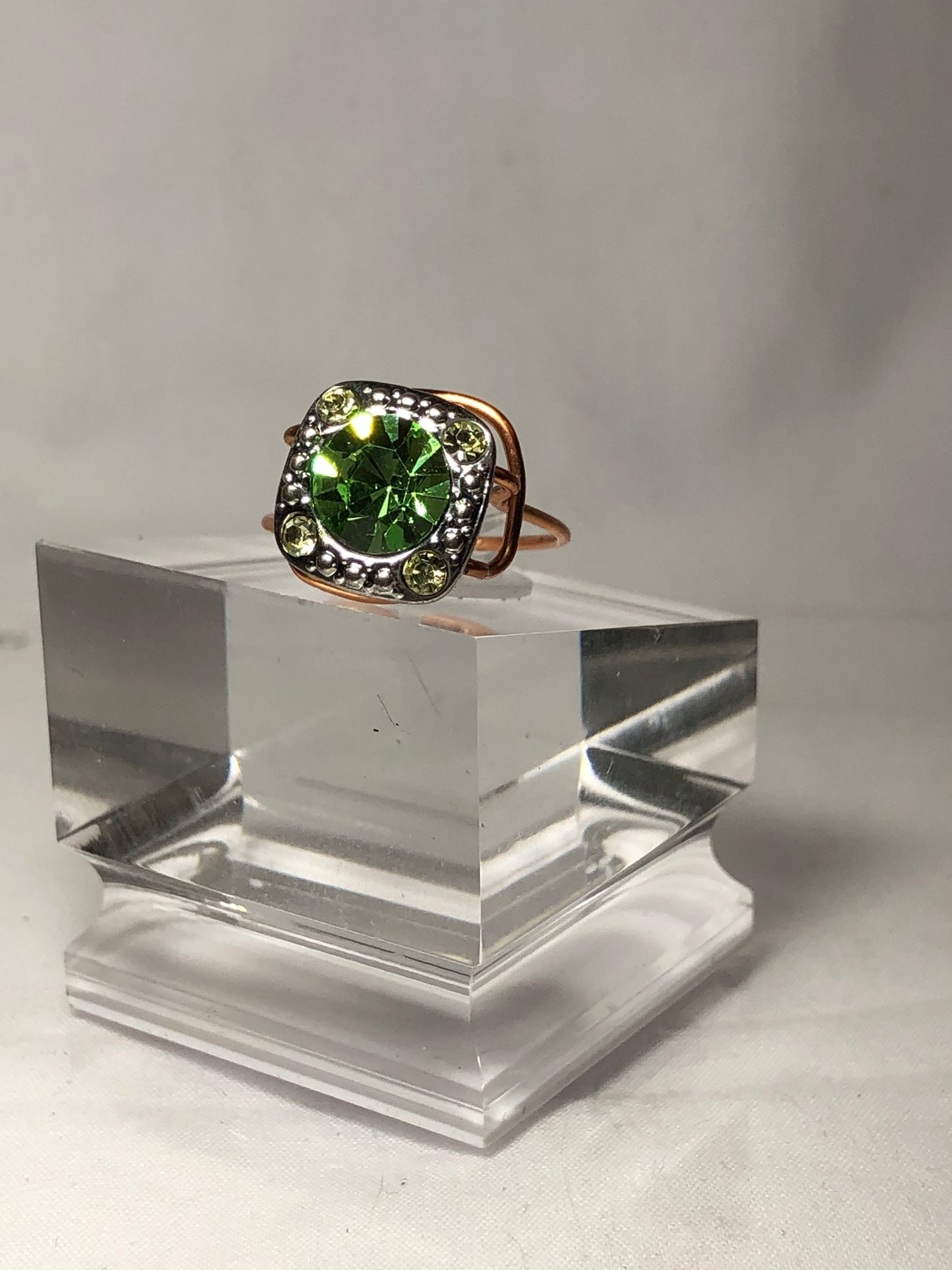 Peridot rhinestone ring