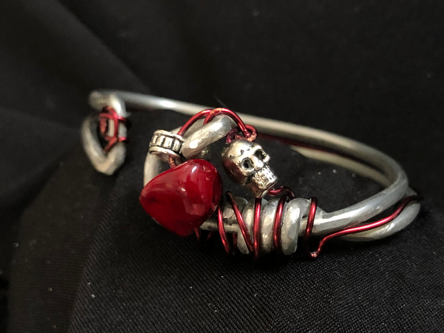 Skull rock bracelet