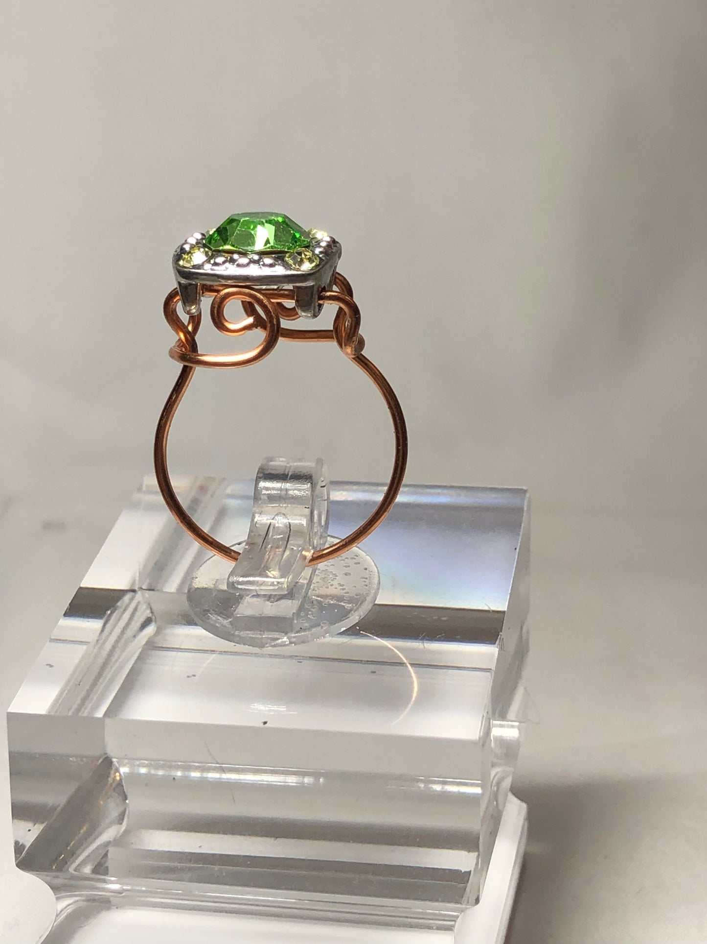 Peridot rhinestone ring